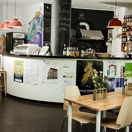 Wilson Hostel Warszawa Екстериор снимка