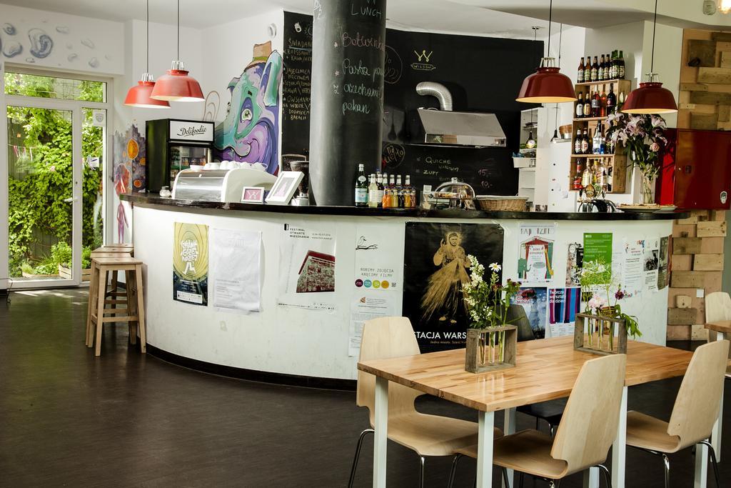 Wilson Hostel Warszawa Екстериор снимка