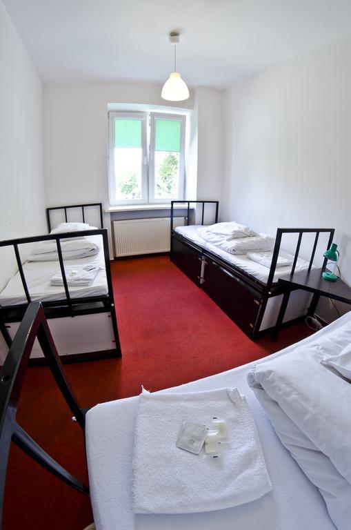 Wilson Hostel Warszawa Стая снимка