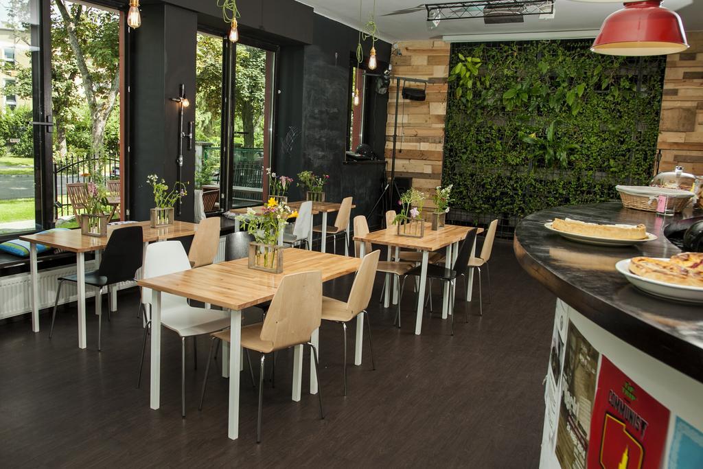 Wilson Hostel Warszawa Екстериор снимка