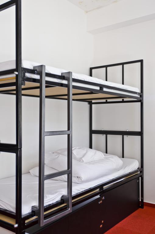 Wilson Hostel Warszawa Стая снимка