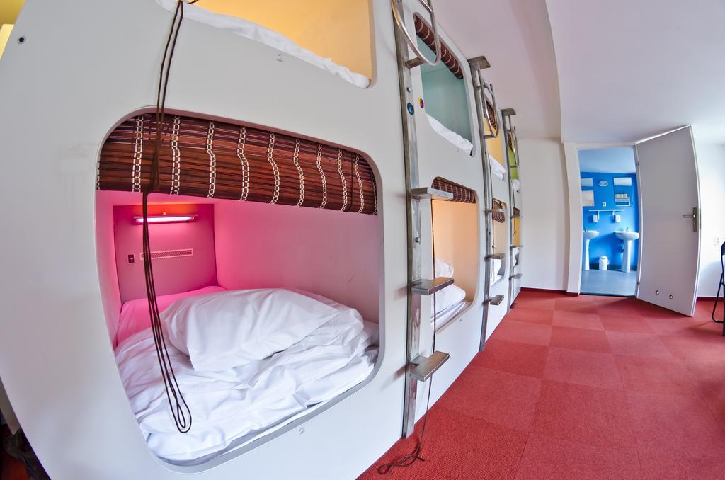 Wilson Hostel Warszawa Стая снимка